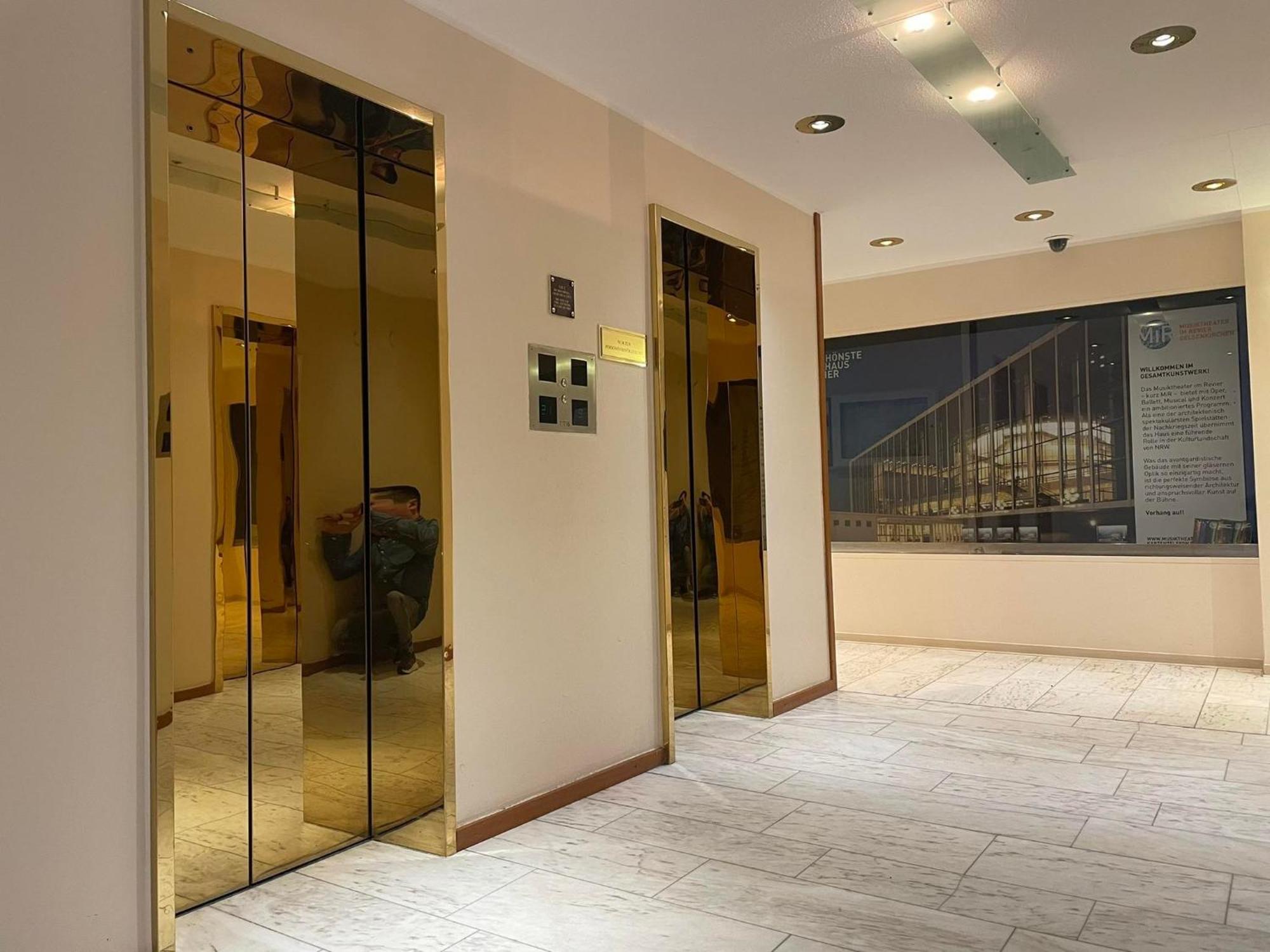 Appartamento Themenpartment Himmel Und Mehr Penthouse Gelsenkirchen Esterno foto